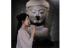 动鞋到高跟鞋的时尚演变OG真人鞋履故事：